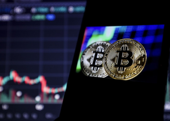 Kripto paralarda ticaret savaşı endişesi: Bitcoin 3.5 ayın dibini gördü