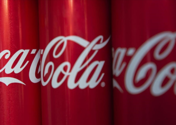 Coca-Cola’da kriz: Binlerce kutu kolada ‘yabancı madde’ şüphesi!