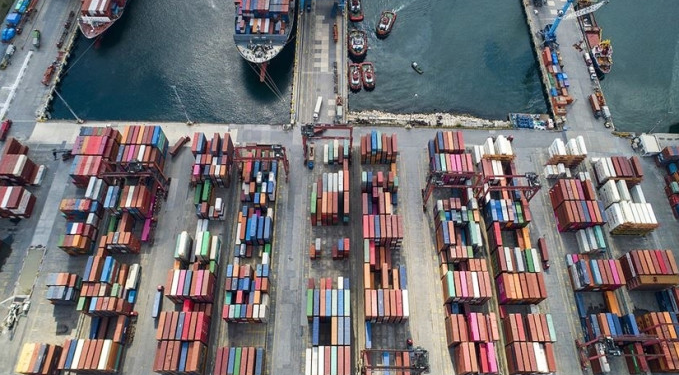 Dış ticaret açığı şubatta yıllık yüzde 14.8 arttı