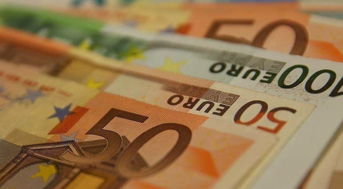 Euro, dolara meydan okuyor! 5 ayın zirvesinde