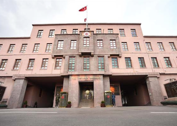 MSB’den PKK’ya çağrı: Silahları bırakın, kendinizi feshedin