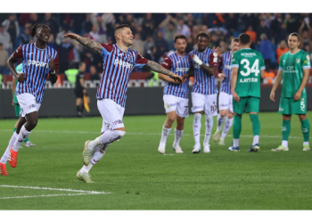 Trabzonspor Türkiye Kupası’nda yarı finale yükseldi