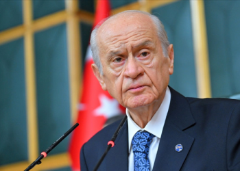 Bahçeli, Sırrı Süreyya Önder’in sağlık durumuna ilişkin bilgi aldı