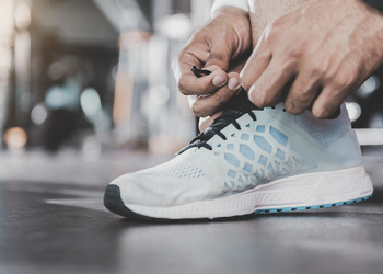New Balance’a ‘domuz derisi’ faturası kesildi