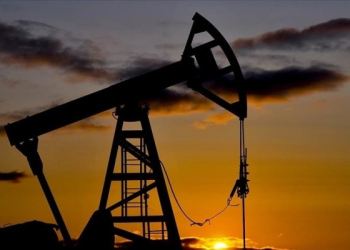 OPEC kararı sonrası petrolde düşüş derinleşti