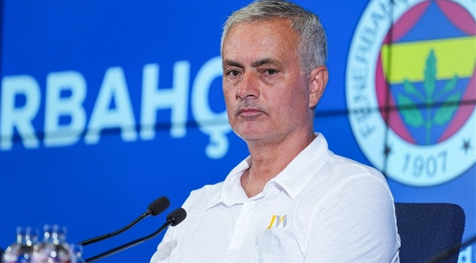 Mourinho, Szymanski’nin biletini kesti!