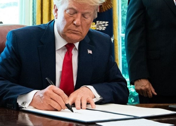Trump’tan tüm dünyada ilaç fiyatlarını sarsacak karar!