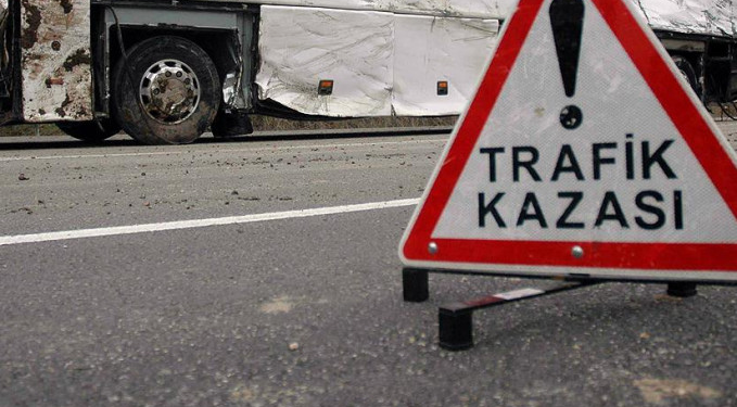 Bakan açıkladı: Bayramın ilk günü otoyollarda, 692 trafik kazası yaşandı
