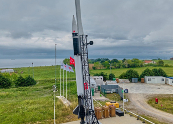 DeltaV geliştirdiği hibrit roket sistemiyle 200 kilometre irtifayı geçerek rekor kırdı