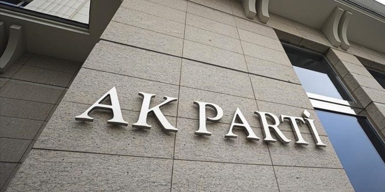 AK Parti’nin ‘Terörsüz Türkiye Komisyonu’ üyeleri netleşti!