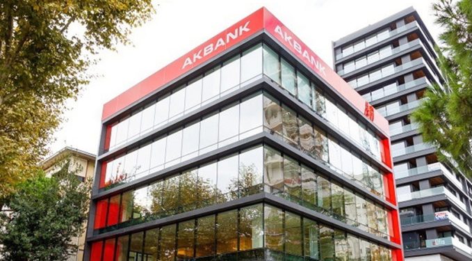 Akbank’tan 2025’in ilk yarısında 24,8 milyar TL net kar