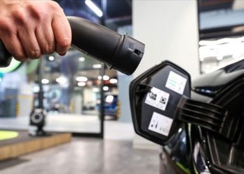Elektrikli ve hibrit otomobillere ÖTV zammı geldi