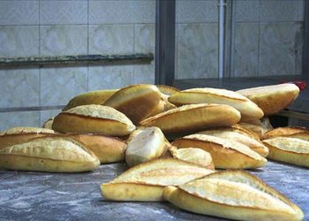 İzmir’de ekmeğe zam!