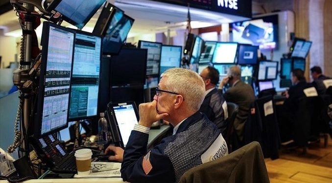 NYSE haftanın ilk işlem gününü karışık seyirle tamamladı