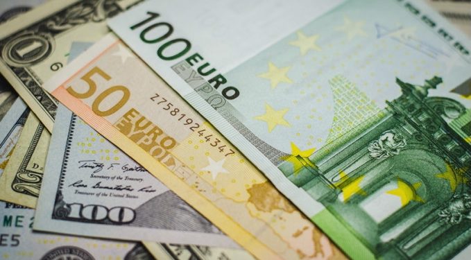 Para piyasada dolar rüzgârı!