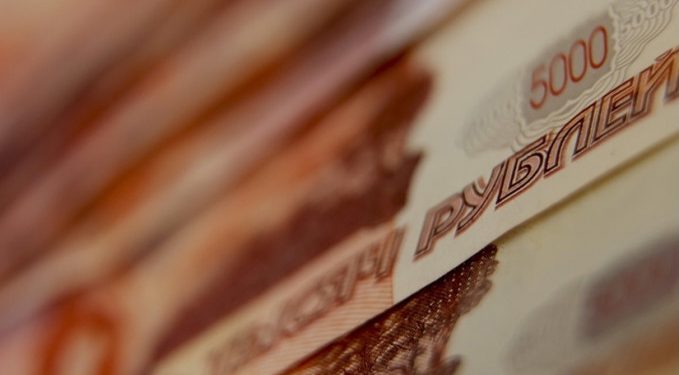 Ruble dünyaya meydan okudu