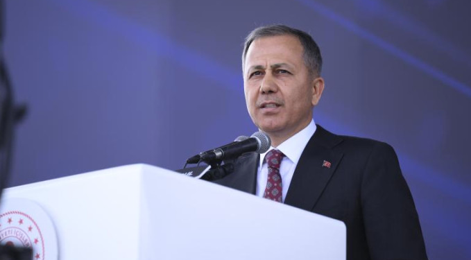 Yerlikaya orman yangınlarıyla ilgili tutuklu sayısını açıkladı