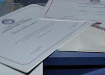 400 sahte akademisyene çifte soruşturma