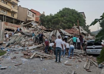 Balıkesir Sındırgı’da 6,1 büyüklüğünde deprem