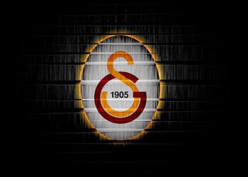 Galatasaray 3 futbolcuyla yollarını ayırıyor