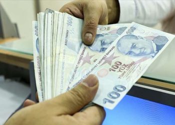 Hükümetten memura ilk zam teklifi bugün