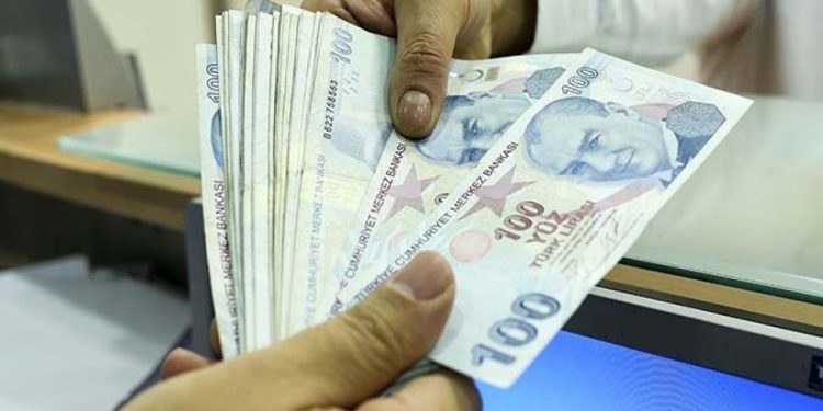 Hükümetten memura ilk zam teklifi bugün