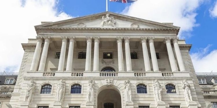 İngiltere Merkez Bankası kritik faiz kararını açıkladı