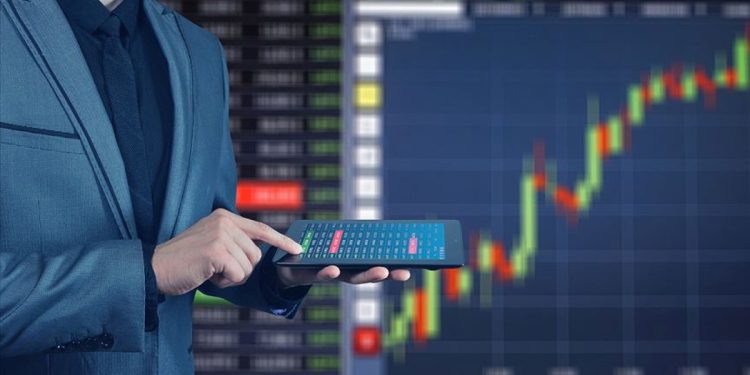 PD/DD oranı 1’in altında, yılbaşından bu yana pozitif getiri sağlayan ticaret şirketleri