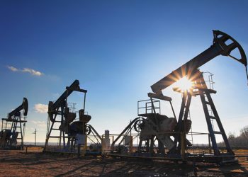 Petrol fiyatları ABD-Rusya zirvesi öncesi geriledi