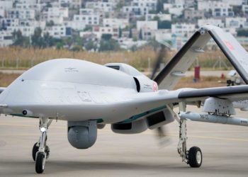 Türkiye’nin sahada dengeleri değiştiren yeni süpersonik füzesi: İHA-122
