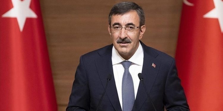 Yılmaz: Jeopolitik risklere rağmen ihracatta rekor