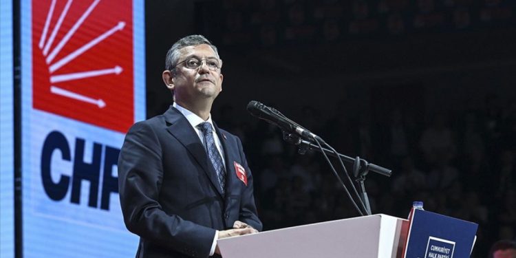 CHP’de kurultay günü… Tek listeye güven oylaması