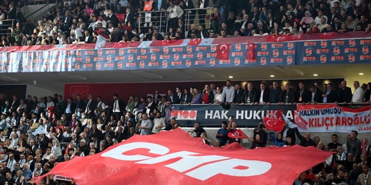 CHP’nin kurultay davasında mahkemeden yeni adım: Kayyım hazırlığı mı?