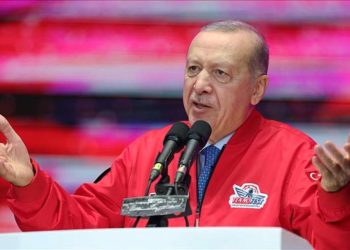 Erdoğan: Kudüs’e ait tek bir çakıl taşını vermeyiz