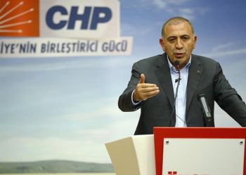 YSK’dan kritik karar: Gürsel Tekin kongrede oy kullanamayacak