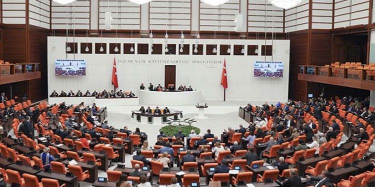 TBMM’de mesai başlıyor: Trafik cezaları ve TCMB gündemde