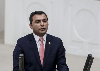 Tutuklu Manavgat Belediye Başkanı Niyazi Nefi Kara CHP’den istifa etti