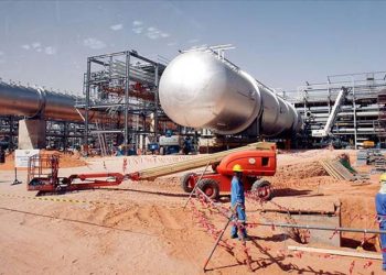 Düşük fiyatlar petrol şirketini vurdu: 10 milyar dolarlık varlık satacak