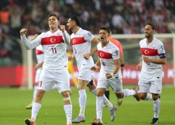 Futbolda milli mesai yarın başlayacak