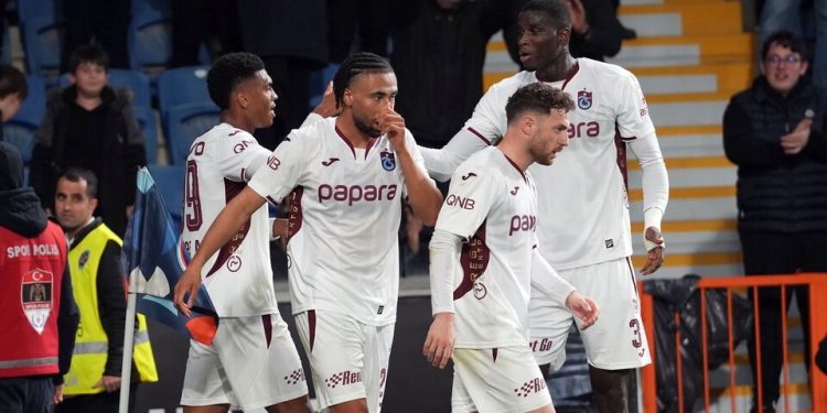 Gol düellosunda kazanan Trabzonspor