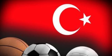 Spor camiasından düşen askeri uçak için başsağlığı mesajı