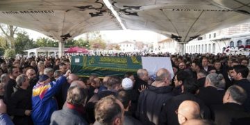 TCMB Başkanı Fatih Karahan’ın annesi son yolculuğuna uğurlandı