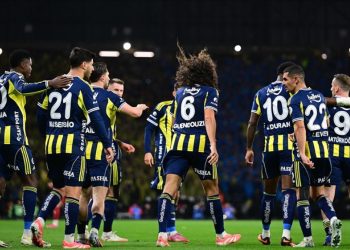 Fenerbahçe, play-off’ta seri başı olmak için FCSB deplasmanında