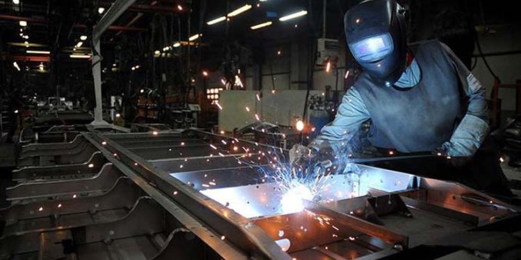 İmalat PMI son bir yılın en yüksek seviyesinde