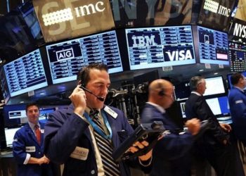 New York borsası ‘Grönland’ gölgesinde sert düşüşle açıldı