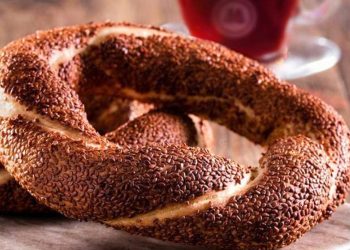 Yeni yılın ilk gününde simit fiyatına zam yapıldı