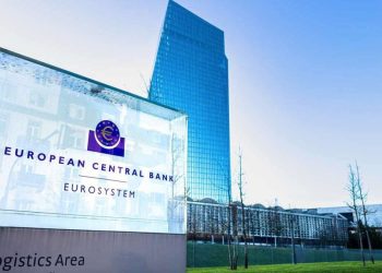 ECB politika faizini sabit tuttu