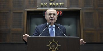 Erdoğan’dan Özel’e tepki: Meyhane jargonuyla siyasetçilik oynamasın