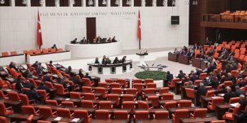 Meclis’te yeni hafta: Kanun teklifleri görüşülecek
