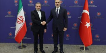 Ankara-Tahran hattında kritik görüşme